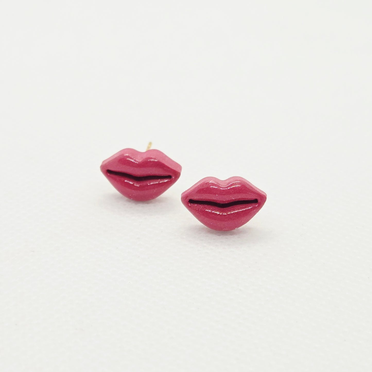 Kiss Studs